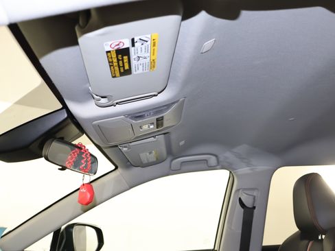 Used 2024 Toyota RAV4 Adventure image 39