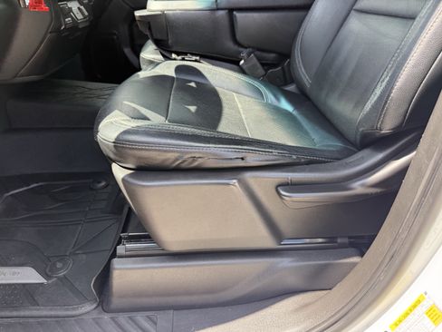 Used 2020 Chevrolet Silverado 1500 Custom w/ Custom Max Trailering Package AWD/4WD image 25