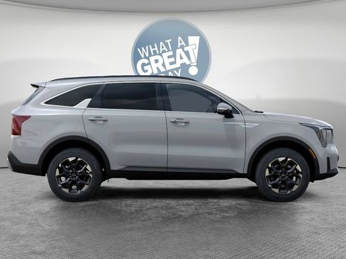 New 2026 Kia Sorento S AWD/4WD image 7
