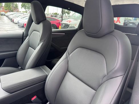 Used 2026 Tesla Model Y AWD image 21