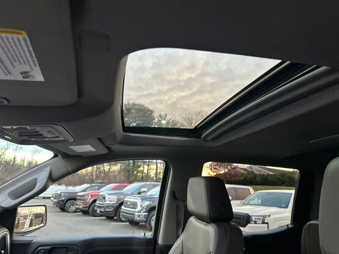 Used 2020 GMC Sierra 1500 SLT w/ SLT Premium Plus Package image 26