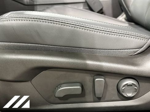 Used 2026 Subaru Outback Touring XT AWD/4WD image 22