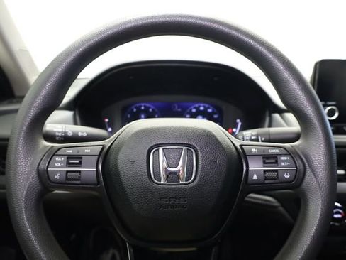 Used 2025 Honda Accord SE image 13