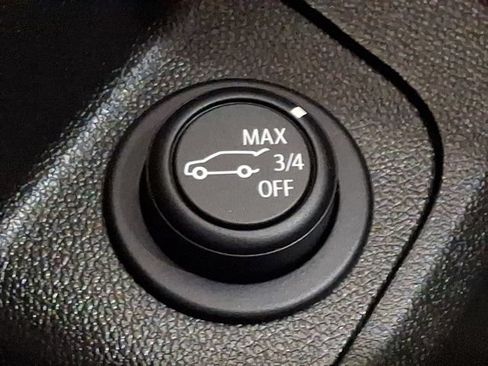 Used 2023 GMC Terrain SLE w/ Driver Convenience Package AWD/4WD image 26