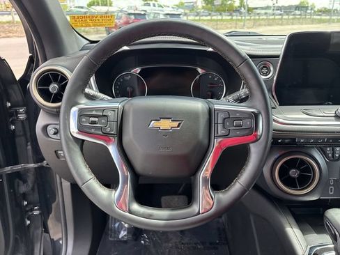 Certified 2023 Chevrolet Blazer Premier w/ Enhanced Convenience Package AWD/4WD image 33