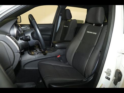 Used 2021 Jeep Grand Cherokee Freedom Edition image 29