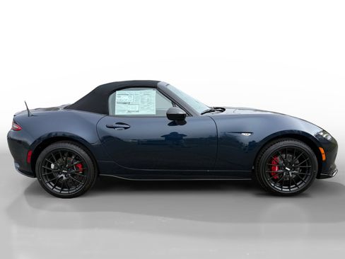 New 2025 MAZDA MX-5 Miata Club w/ Brembo/BBS Recaro Package image 6