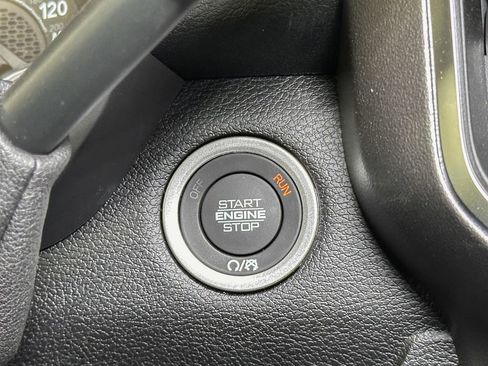 New 2026 RAM 2500 Big Horn AWD/4WD image 25