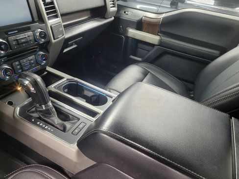 Used 2015 Ford F150 Lariat w/ Equipment Group 502A Luxury AWD/4WD image 26