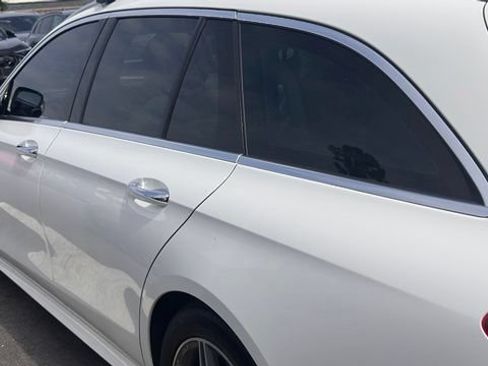Used 2017 Mercedes-Benz E 400 4MATIC Wagon image 8