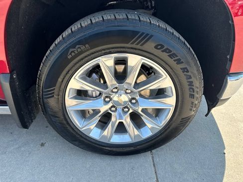 Certified 2022 Chevrolet Silverado 1500 LTZ w/ LTZ Premium Package AWD/4WD image 39