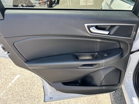 Used 2024 Ford Edge SEL AWD/4WD image 14