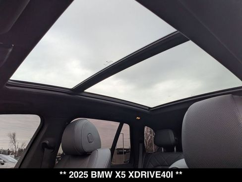 Certified 2025 BMW X5 xDrive40i w/ Parking Assistance Package AWD/4WD image 2