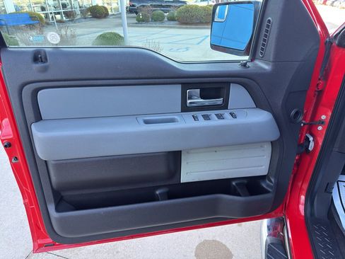 Used 2012 Ford F150 XLT w/ XLT Chrome Pkg image 12