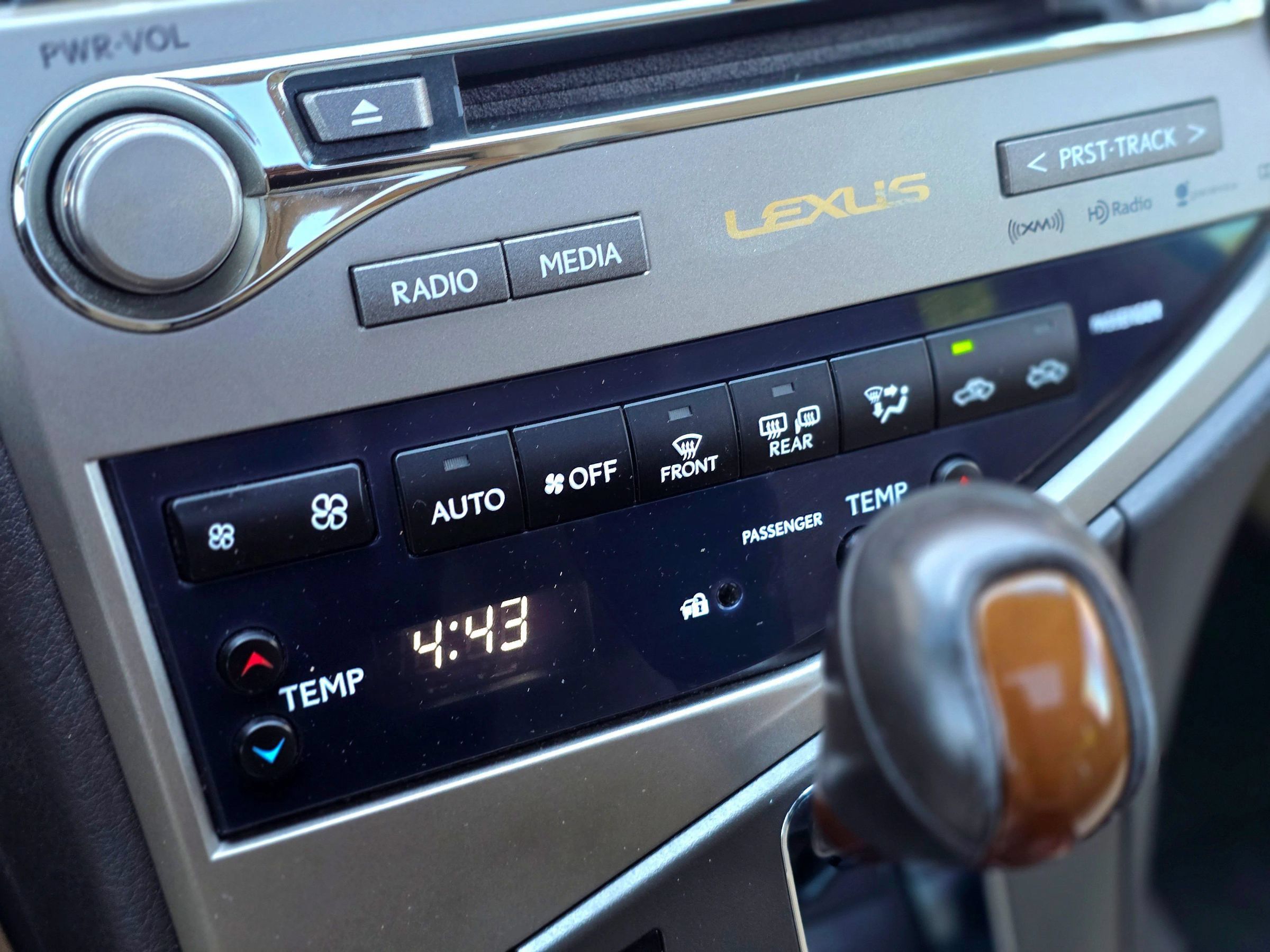 Used 2013 Lexus RX 450h AWD w/ Navigation Pkg image 22