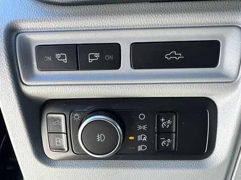 Used 2021 Ford F150 Limited AWD/4WD image 26