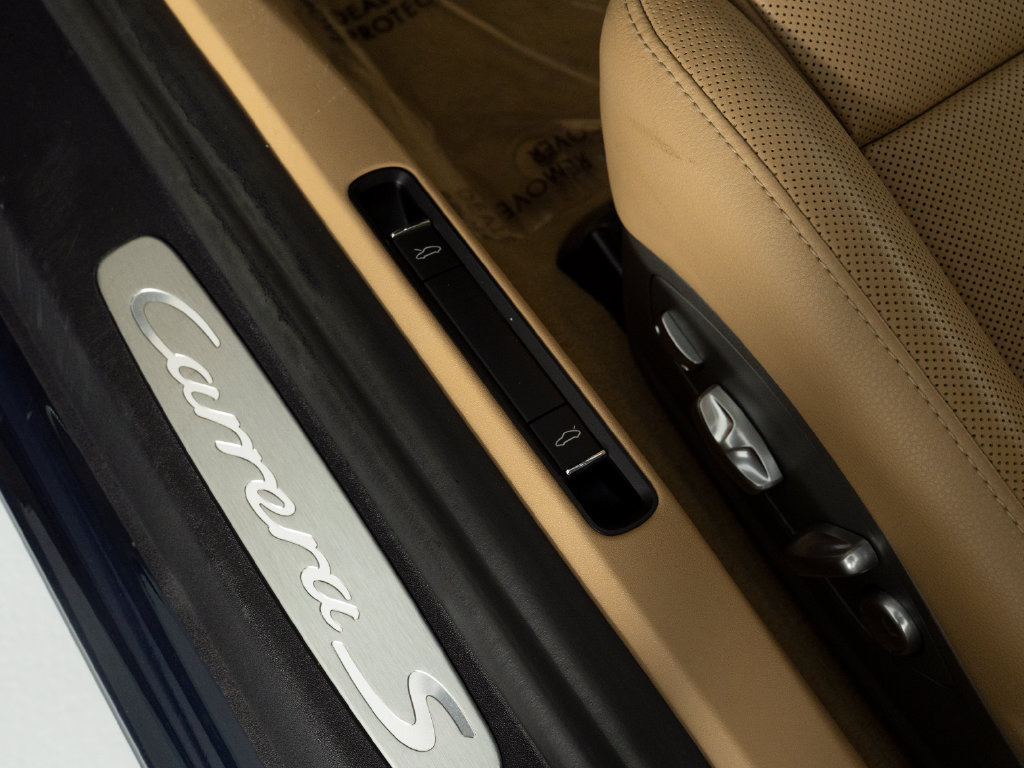 Certified 2014 Porsche 911 Carrera S RWD image 23