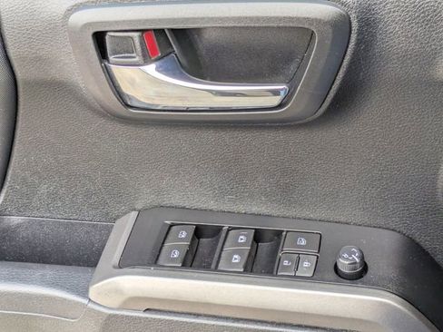 Used 2023 Toyota Tacoma TRD Sport image 23