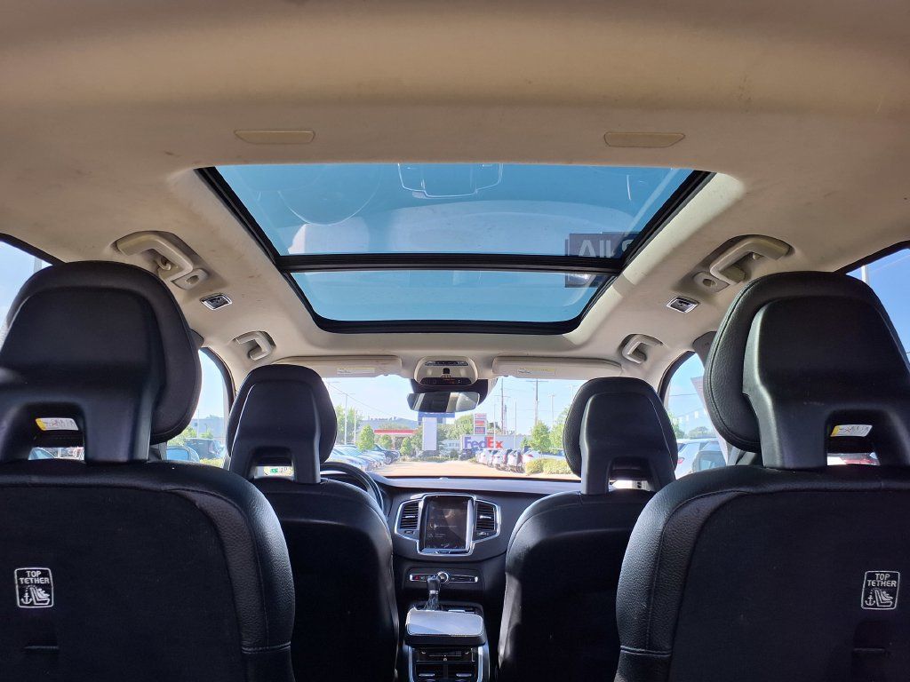 Used 2020 Volvo XC90 T6 Momentum AWD/4WD image 27