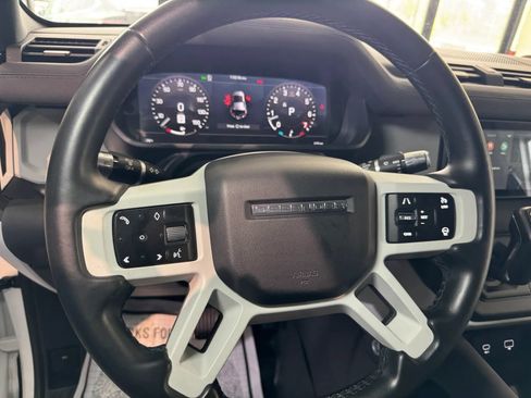 Used 2020 Land Rover Defender 110 SE AWD/4WD image 17