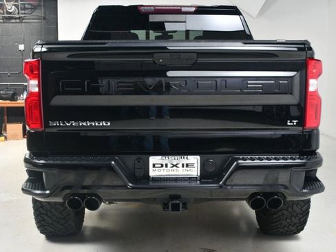 Used 2021 Chevrolet Silverado 1500 LT Trail Boss w/ Convenience Package II image 16