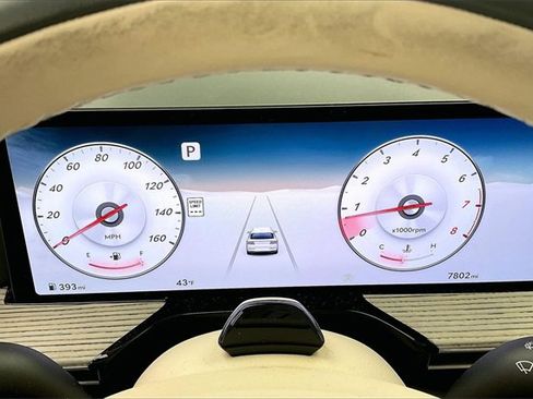 Used 2025 Genesis GV80 3.5T Prestige image 25