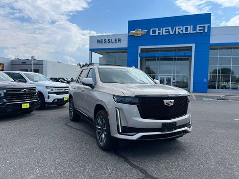 Used 2023 Cadillac Escalade Sport Platinum AWD/4WD image 1