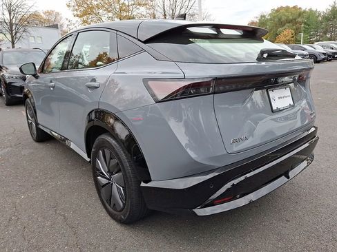 Used 2024 Nissan Ariya AWD image 6