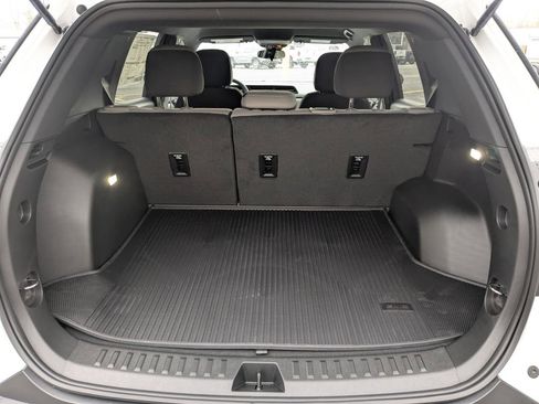 New 2026 GMC Terrain Elevation w/ LPO, Floor Liner Package image 34
