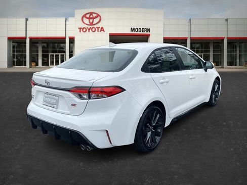 Certified 2025 Toyota Corolla SE image 5