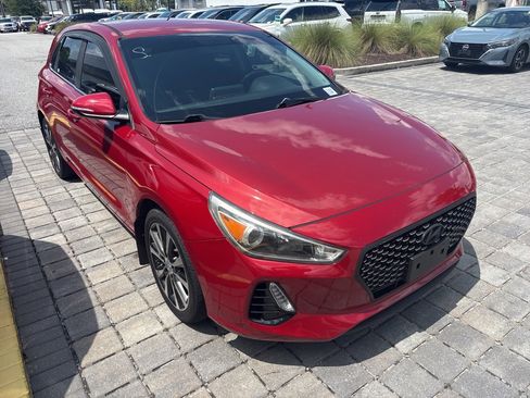 Used 2018 Hyundai Elantra GT w/ Style Package 02 image 8