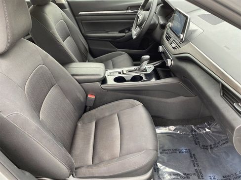 Certified 2023 Nissan Altima 2.5 SV image 9