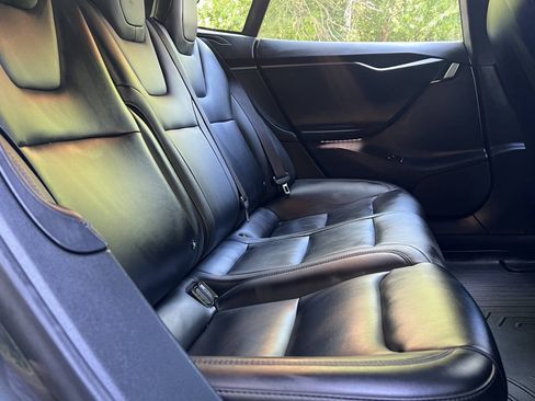 Used 2019 Tesla Model S Performance AWD/4WD image 24