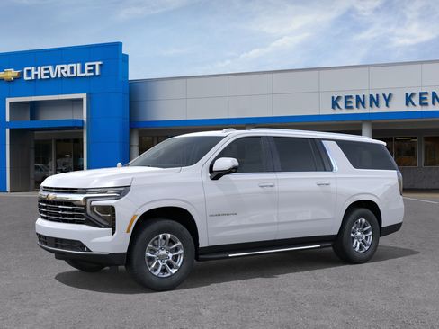 New 2026 Chevrolet Suburban LT AWD/4WD image 2