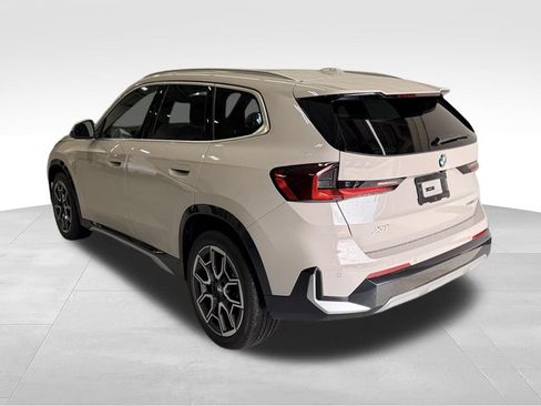 Used 2026 BMW X1 xDrive28i AWD/4WD image 3
