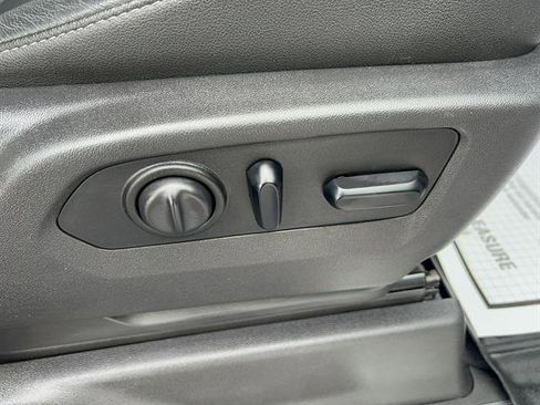 Used 2019 Chevrolet Silverado 1500 LTZ w/ LTZ Plus Package image 17