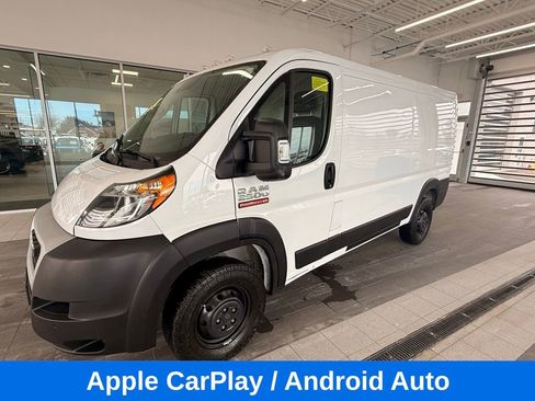 Used 2022 RAM ProMaster 2500 w/ Driver Convenience Group image 4