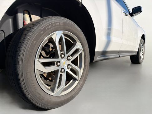 Used 2016 Chevrolet Equinox LTZ w/ Enhanced Convenience Package image 14