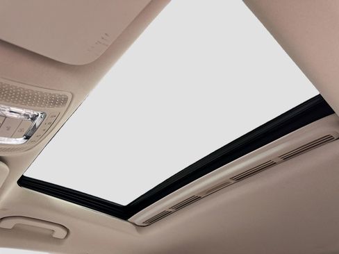 Used 2021 Mercedes-Benz GLE 350 image 22