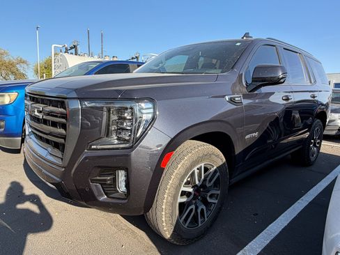 Used 2024 GMC Yukon AT4 w/ AT4 Premium Package image 5