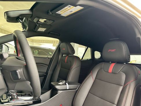 New 2026 Chevrolet Trax RS w/ Driver Confidence Package image 14