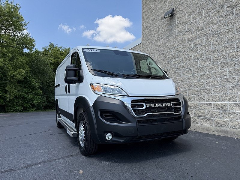 Used 2025 RAM ProMaster 2500 w/ U-Haul Equipment Group FWD image 1