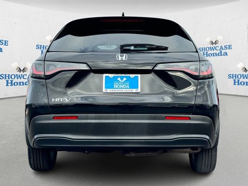 Used 2023 Honda HR-V LX image 7