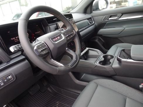 New 2026 GMC Terrain AT4 AWD/4WD image 13
