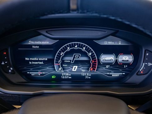 Used 2022 Lamborghini Urus image 13