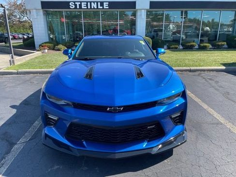 Used 2017 Chevrolet Camaro SS RWD image 10