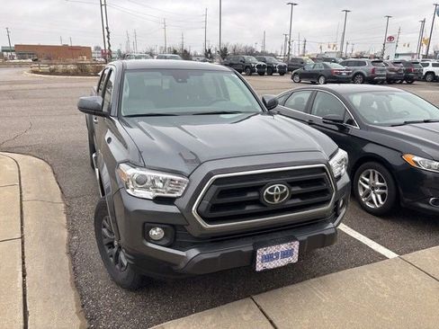 Used 2023 Toyota Tacoma SR5 AWD/4WD image 3