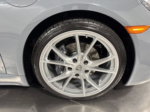 Used 2025 Porsche 718 Boxster RWD image 13
