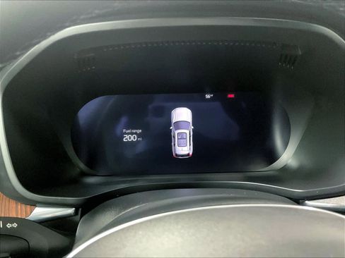 Used 2024 Volvo XC60 B5 Plus w/ Protection Package Premier image 25