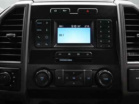 Used 2020 Ford F350 XL w/ STX Appearance Package AWD/4WD image 25